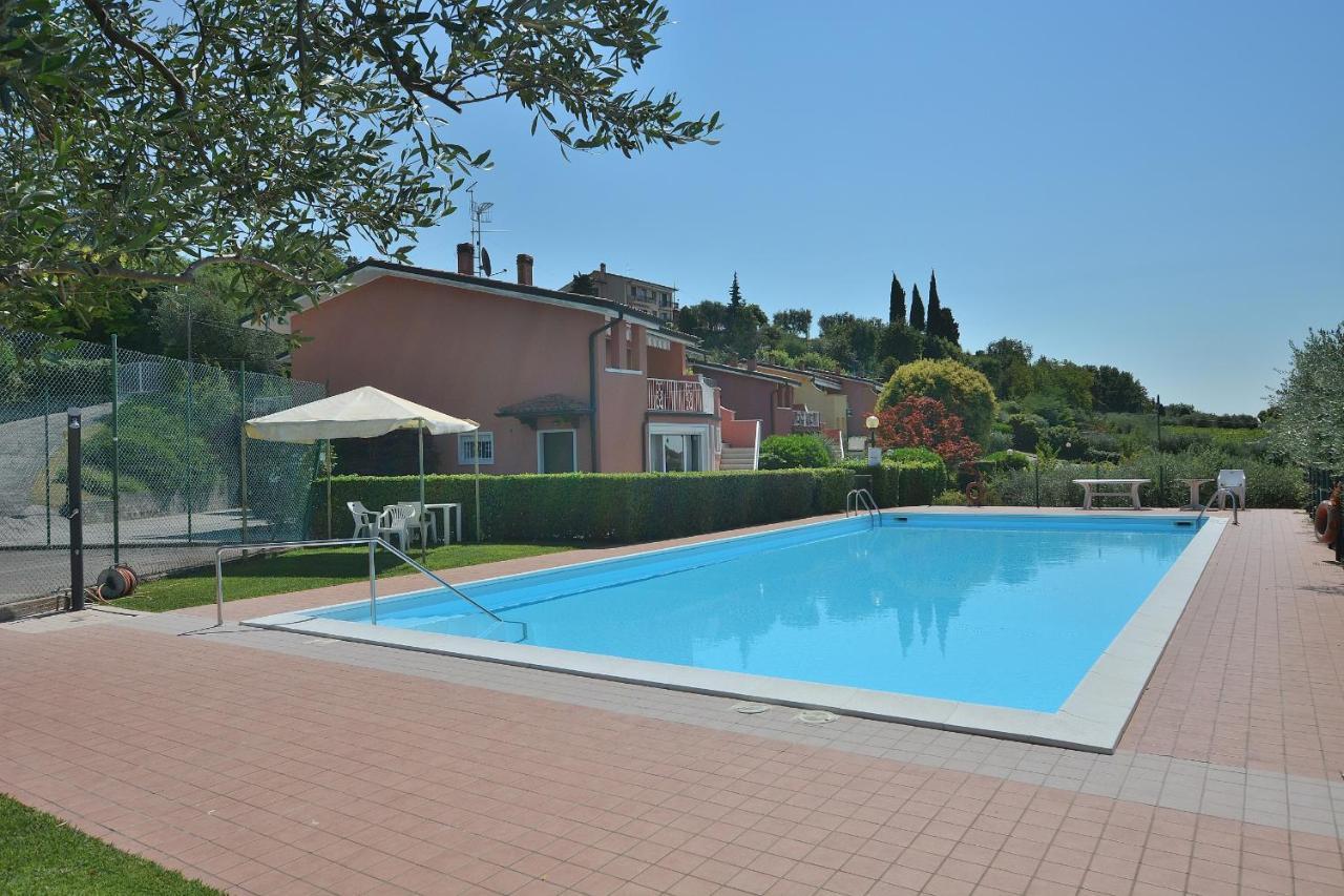 Apartment Joan Miro With Pool Bardolino Exterior foto