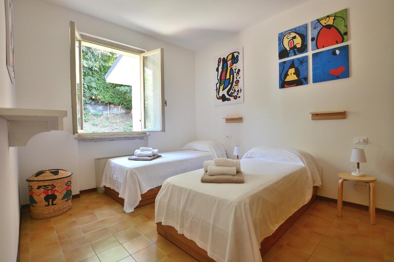 Apartment Joan Miro With Pool Bardolino Exterior foto